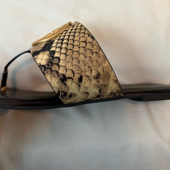 🌾SALE🌾Tory Burch snakeskin sandals - Picture 4 of 5